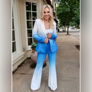 Lisa Dean Gradient Ombré Suit 🩵🤍